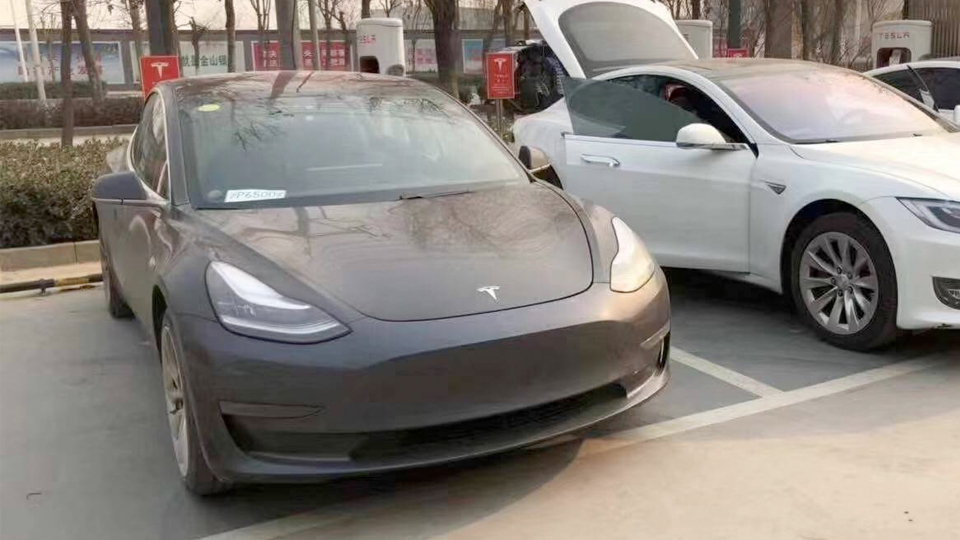 開3年只能賣20萬？二手Model 3最保值的為啥是19款