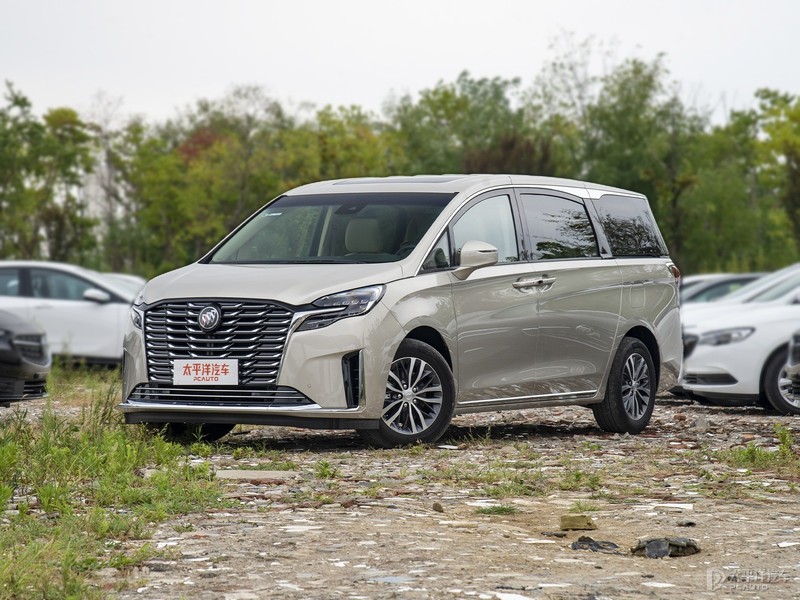 二手別克GL8,車齡4年,里程7萬多,還賣將近30萬,你覺得值嗎?