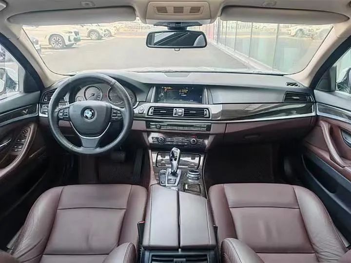 二手車價格年份怎么算_18年525li二手車價格_二手車價格年限公式