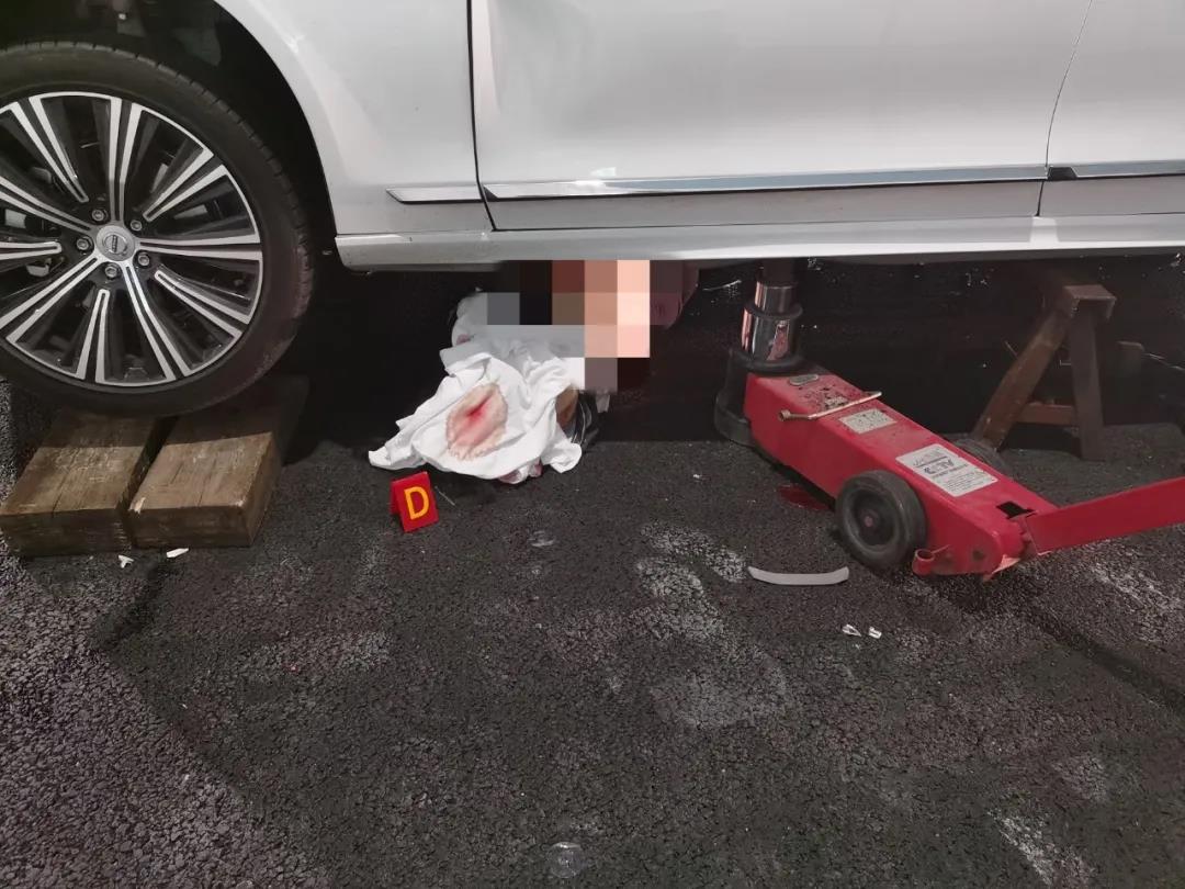 車輛出了事故報警電話_車輛事故報警電話打110還是122_車輛事故報警是什么電話